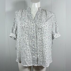 NWT Ava & Viv Size X Women’s Button Up Shirt Short Sleeve